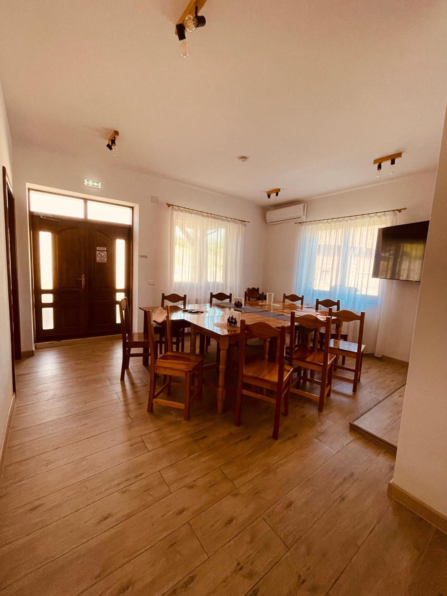 Hotel Domeniul Bondarelului Ocolisu Mic Esterno foto
